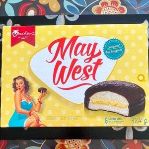 Vachon May West Cakes Quebec Canada SNACKS